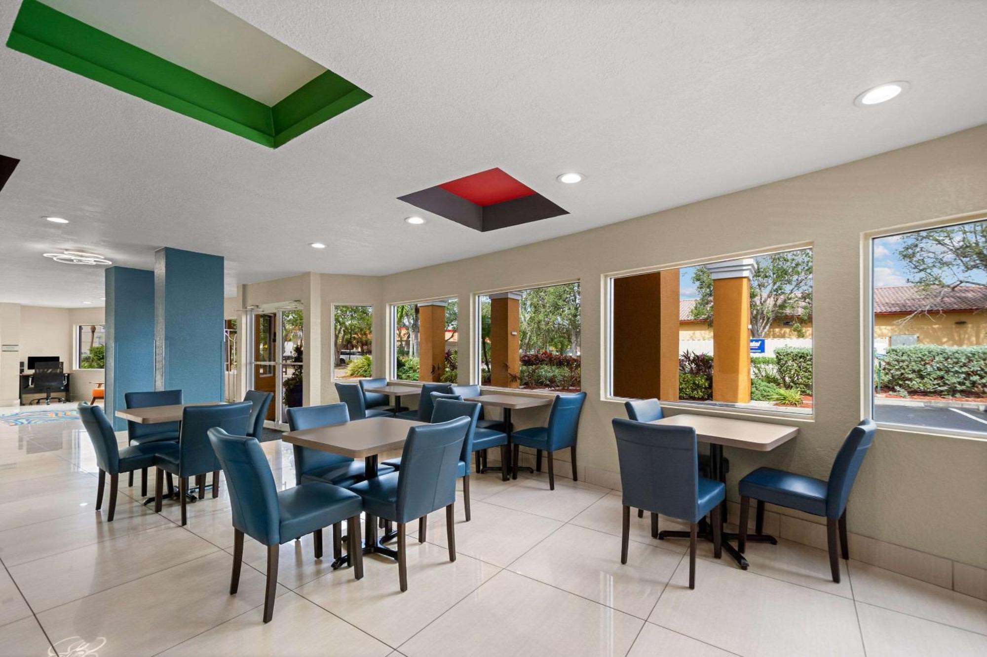 Vamo Quality Inn Sarasota I-75 מראה חיצוני תמונה