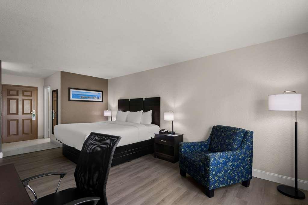 Vamo Quality Inn Sarasota I-75 חדר תמונה