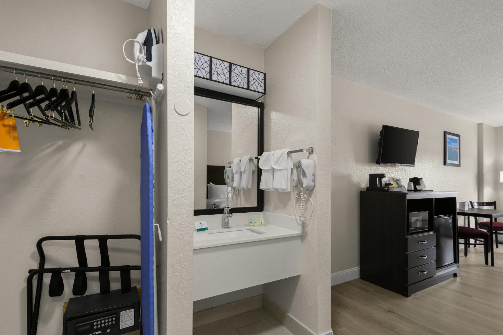 Vamo Quality Inn Sarasota I-75 מראה חיצוני תמונה