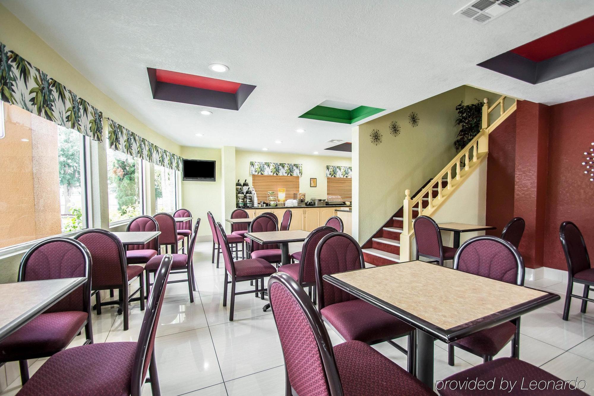 Vamo Quality Inn Sarasota I-75 מראה חיצוני תמונה
